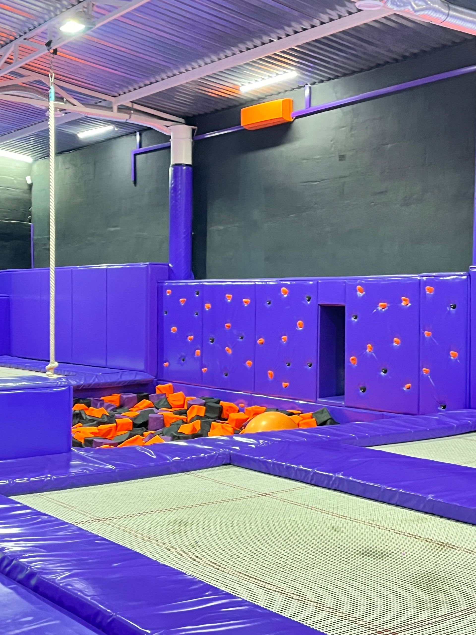 Jump Arena Pavlodar, батутный центр, улица Камзина, 51, Павлодар — 2ГИС