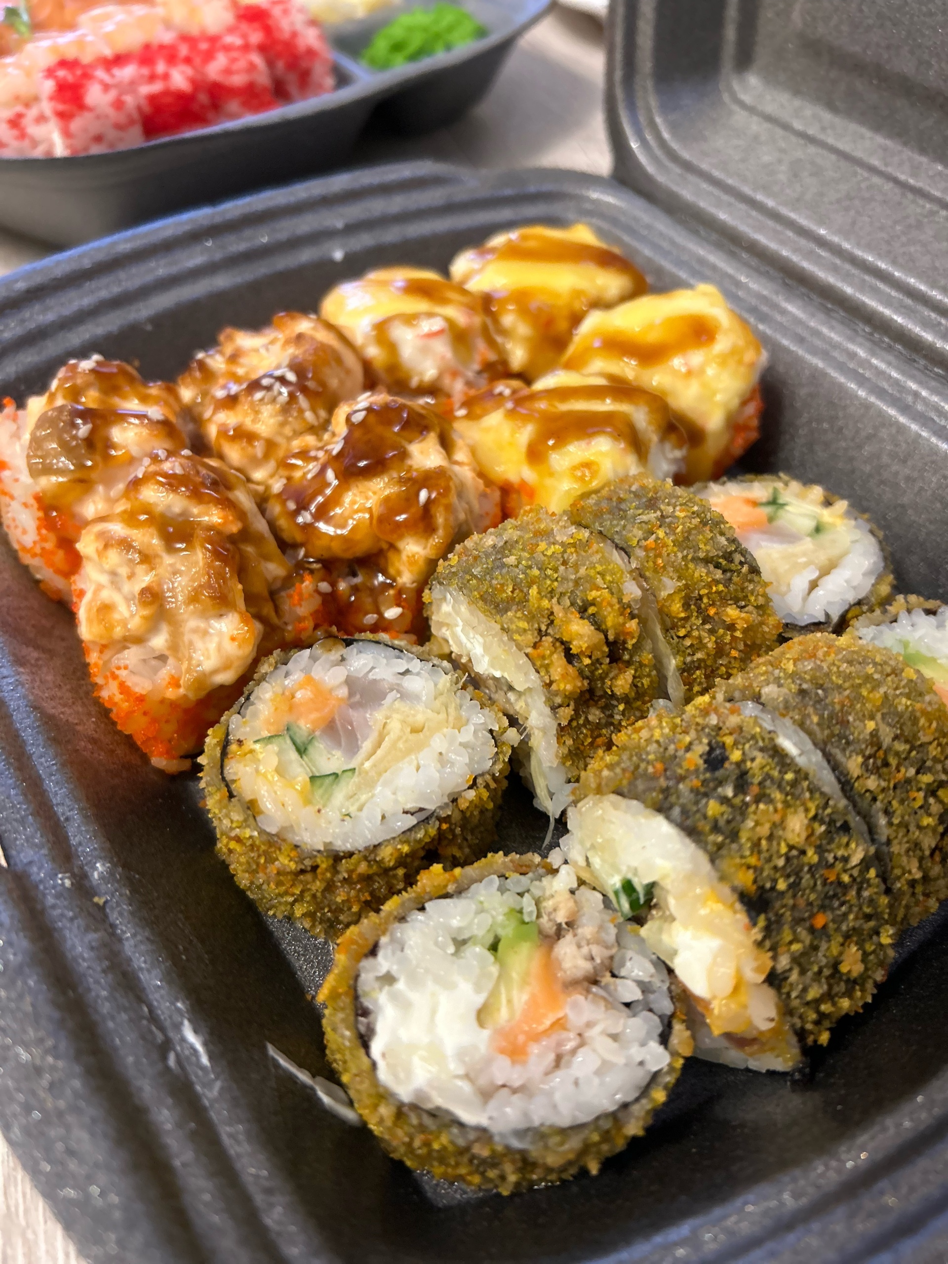 Black sushi, ресторан доставки, Черноморская, 119а, с. Витязево — 2ГИС