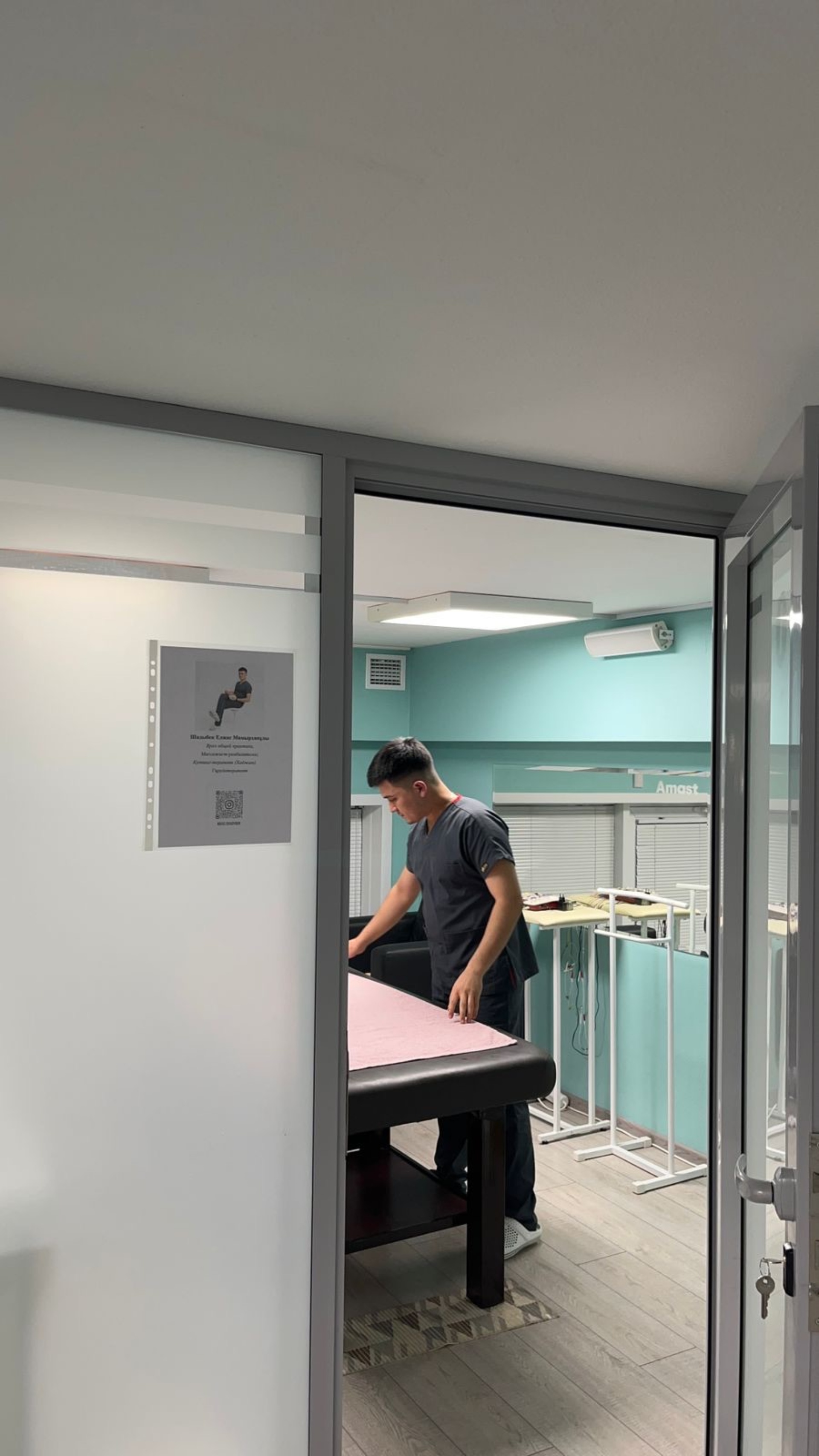 Менің әйелім досымды қалай сиқытады Кримпи порно