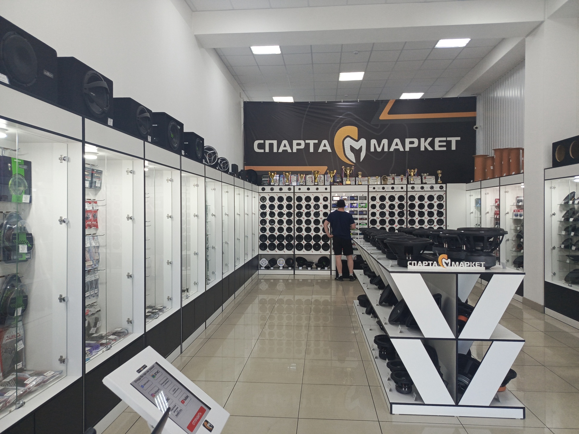 СПАРТА МАРКЕТ, федеральная сеть по продаже автозвука, автосигнализаций и  автоэлектроники, улица Трактовая, 18 ст15, Иркутск — 2ГИС