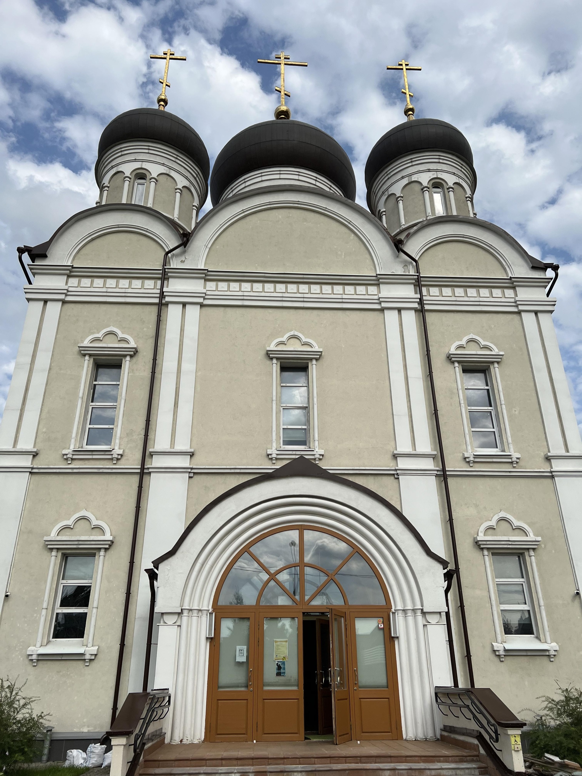 Храм Живоначальной Троицы в Косино-Ухтомском, Святоозёрская улица, 1,  Москва — 2ГИС