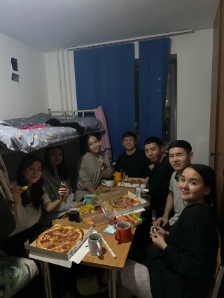 Толық әйелдермен ерекше жыныстық қатынас